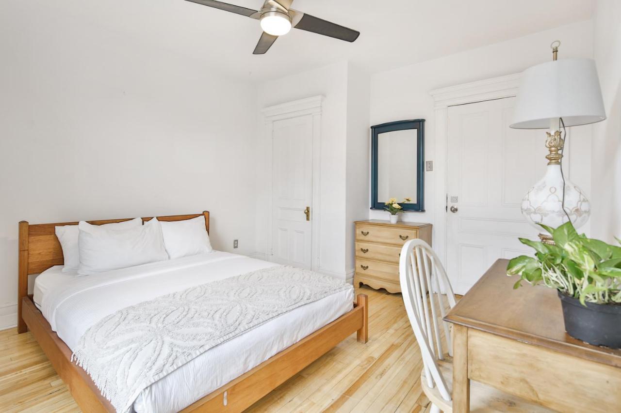 Bed & Breakfast La Maison Du Mile-end